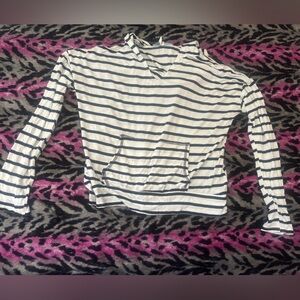 Striped Long Sleeve Crop Top